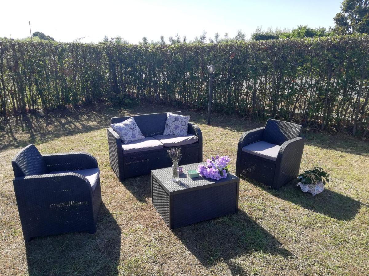 Ferienwohnung L'Aia Degli Olivi Vada Exterior foto